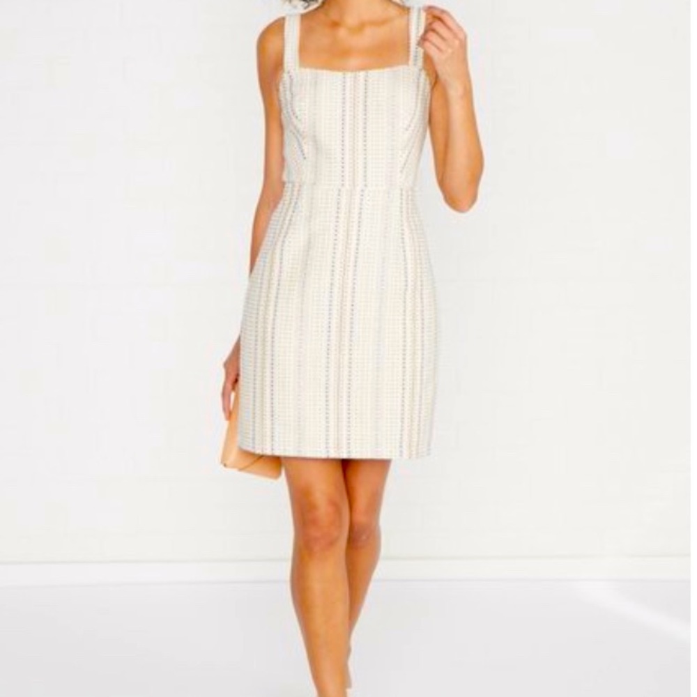 Amour Vert Joanna Shortsleeve Dress